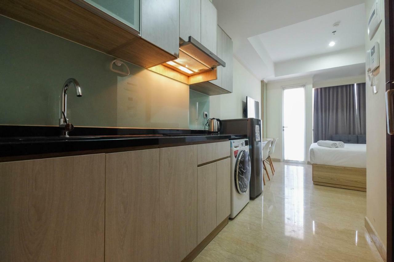 Simply Furnished At Menteng Park By Travelio Apartment